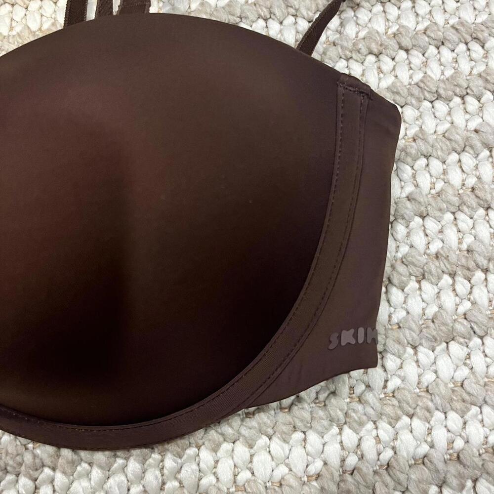 Skims Multiway Bra - Picture 2 of 5